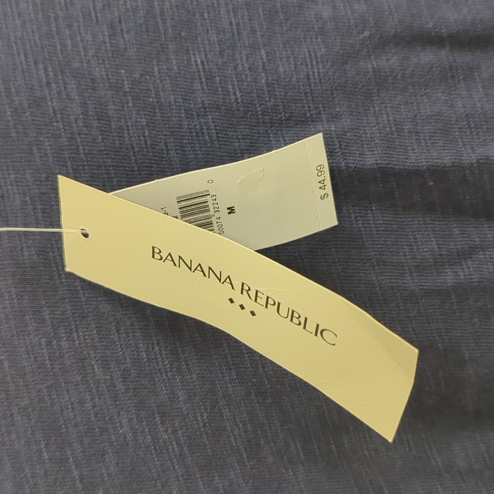 Banana Republic Long-Sleeved T-shirt - Picture 2 of 5